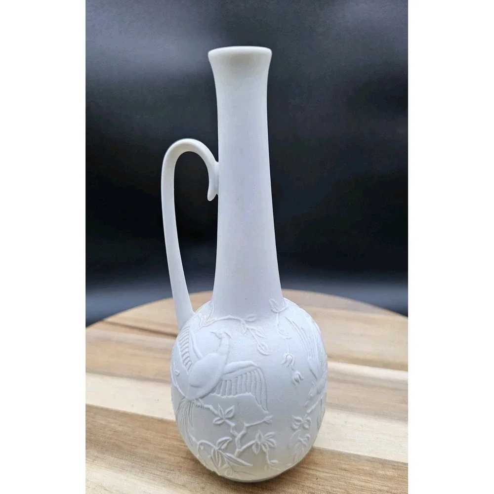 Vintage MCM Kaiser #472 White Bisque Raised Porcelain Peacock Bud Vase w/ Handle